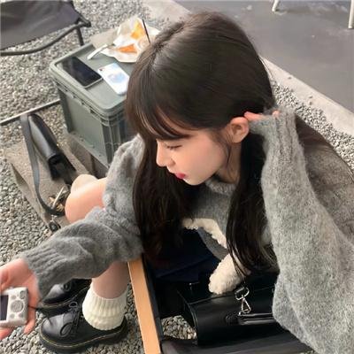 「再见」中的女人
